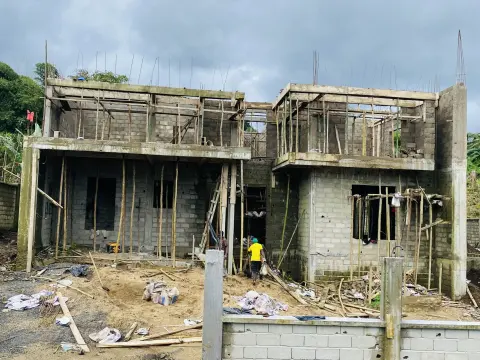 I built a 5 room duplex wit a garage